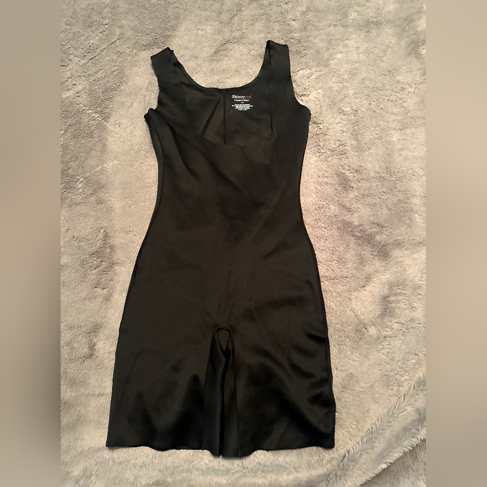 Black bodyshapper, size S